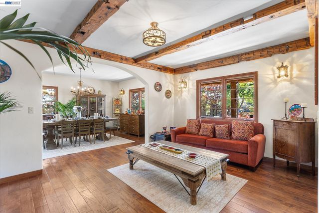 630 Rock Isle, Alameda, CA 94501