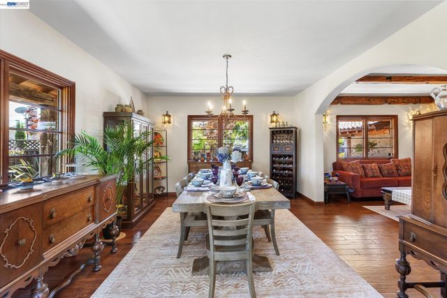 630 Rock Isle, Alameda, CA 94501