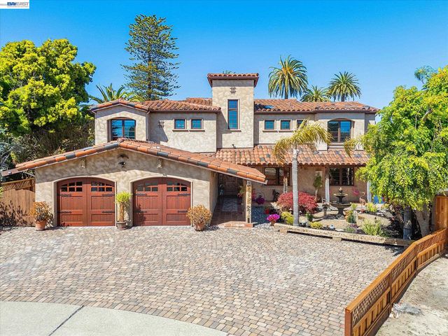 630 Rock Isle, Alameda, CA 94501