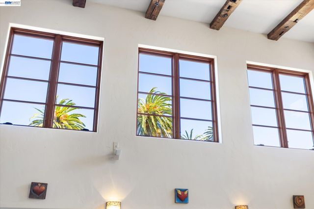 630 Rock Isle, Alameda, CA 94501
