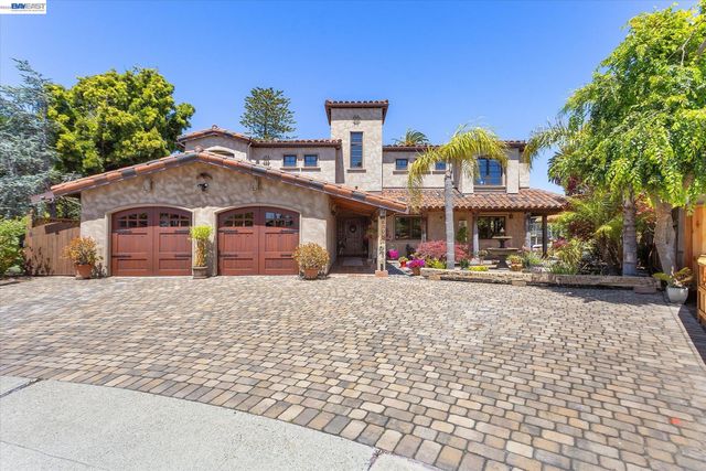 630 Rock Isle, Alameda, CA 94501
