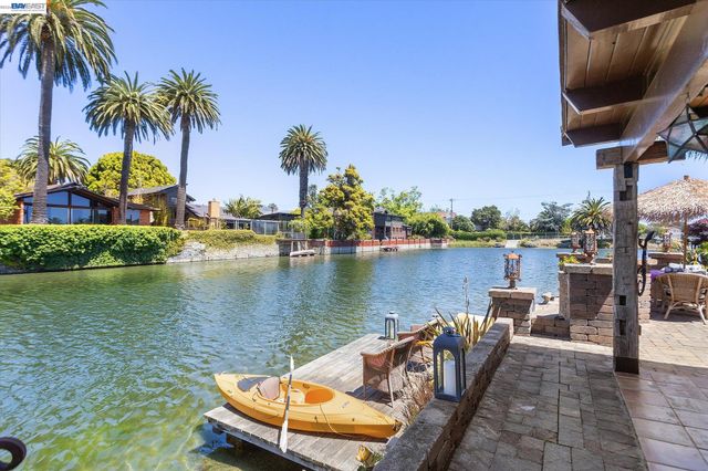 630 Rock Isle, Alameda, CA 94501