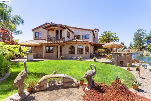 630 Rock Isle, Alameda, CA 94501