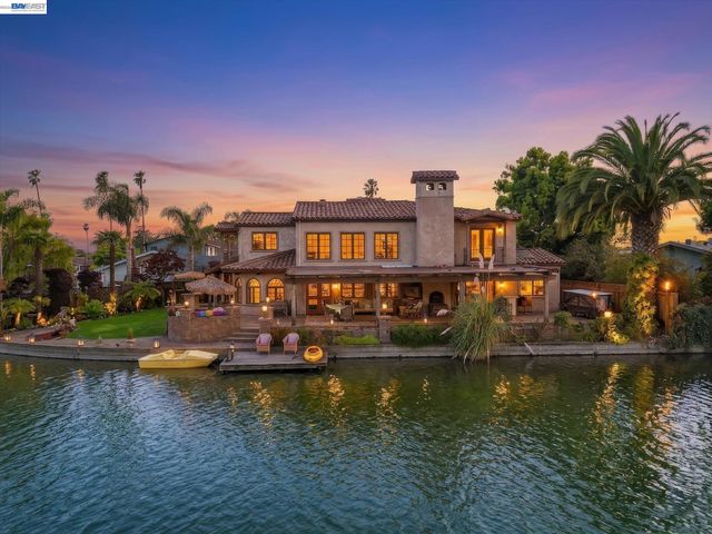 630 Rock Isle, Alameda, CA 94501