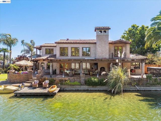 630 Rock Isle, Alameda, CA 94501