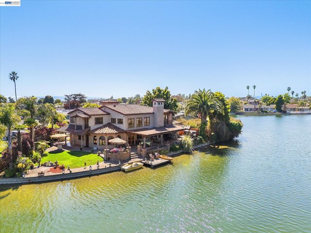 630 Rock Isle, Alameda, CA 94501