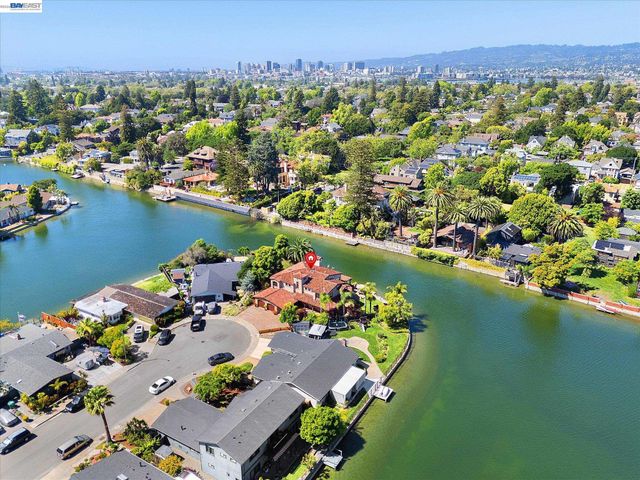 630 Rock Isle, Alameda, CA 94501