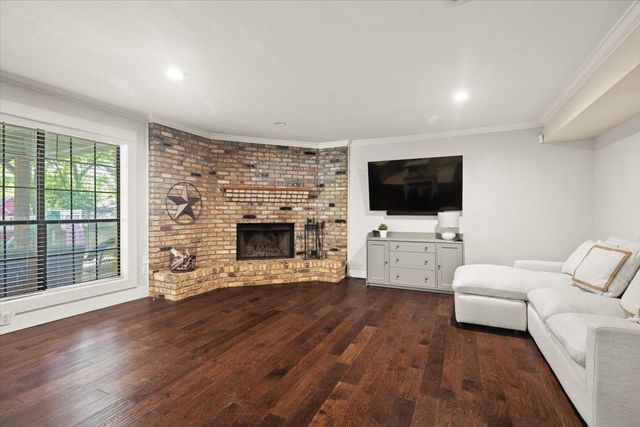 2123 Wilson Drive, Arlington, TX 76011