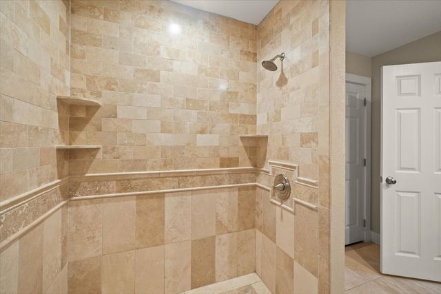 2123 Wilson Drive, Arlington, TX 76011