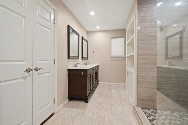 2123 Wilson Drive, Arlington, TX 76011