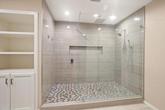 2123 Wilson Drive, Arlington, TX 76011