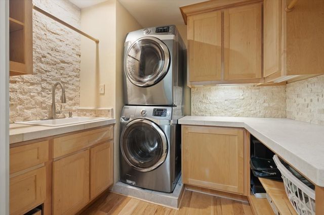 2123 Wilson Drive, Arlington, TX 76011