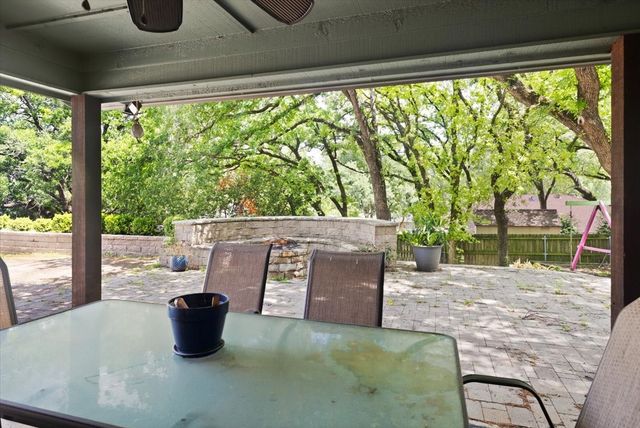 2123 Wilson Drive, Arlington, TX 76011