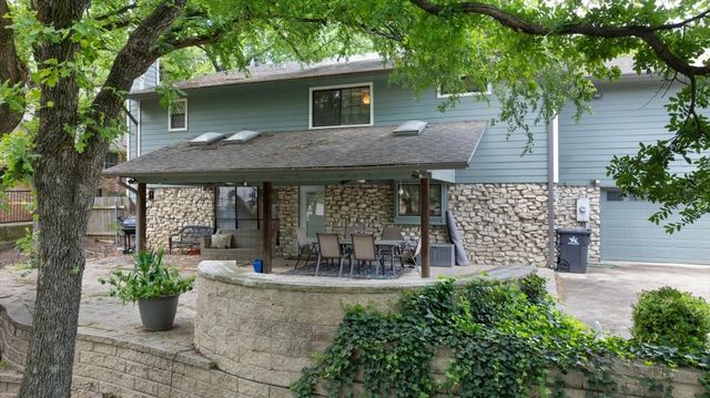 2123 Wilson Drive, Arlington, TX 76011