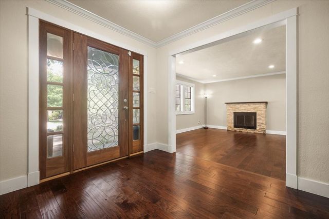 2123 Wilson Drive, Arlington, TX 76011