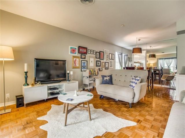 1753 Crowberry Drive, Dallas, TX 75228