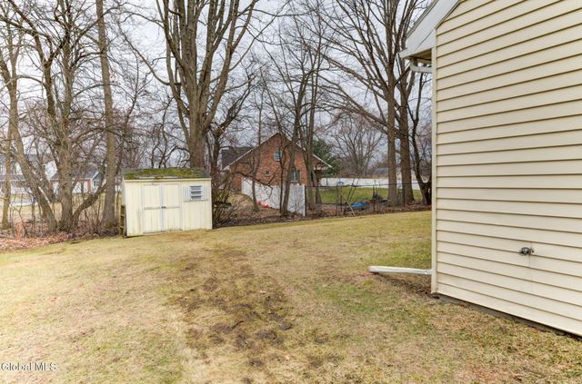 3 Capitol Place, East Greenbush, NY 12144