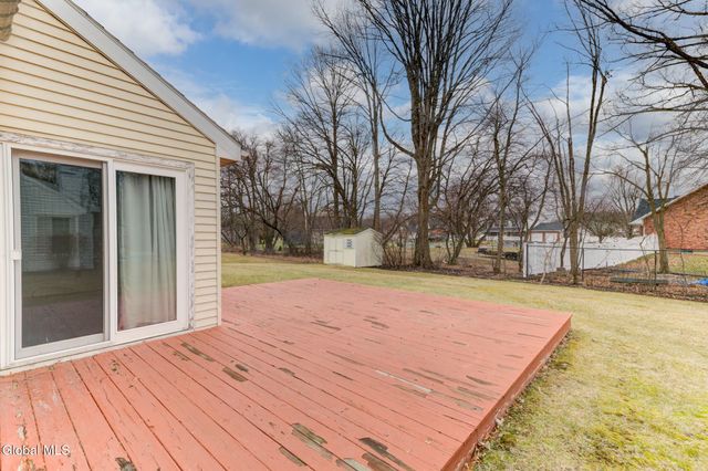 3 Capitol Place, East Greenbush, NY 12144