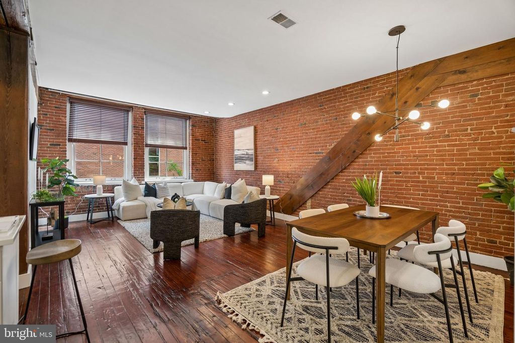8-10 S LETITIA ST #301, PHILADELPHIA, PA 19106 — exterior