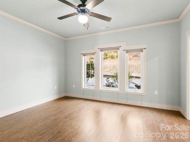 45 Verde Drive, Asheville, NC 28806