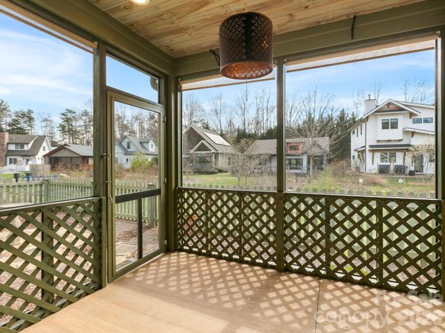 45 Verde Drive, Asheville, NC 28806