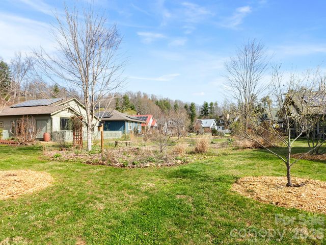 45 Verde Drive, Asheville, NC 28806