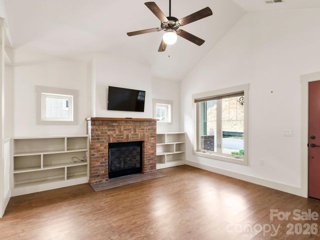 45 Verde Drive, Asheville, NC 28806