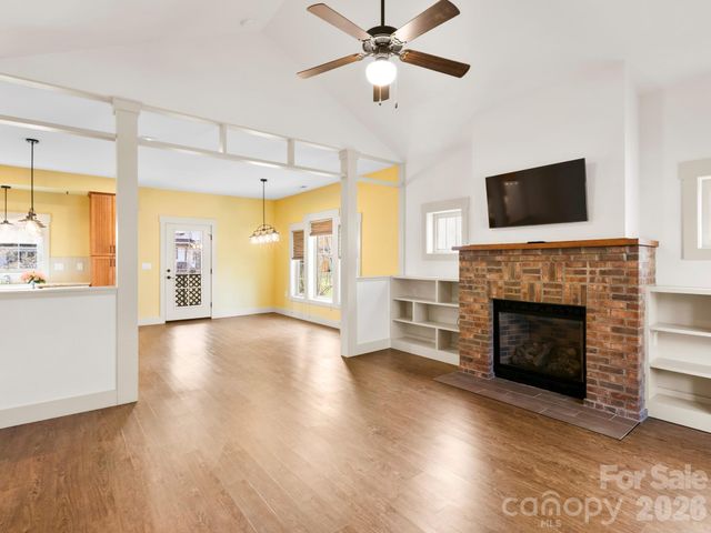 45 Verde Drive, Asheville, NC 28806