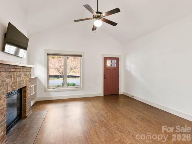 45 Verde Drive, Asheville, NC 28806