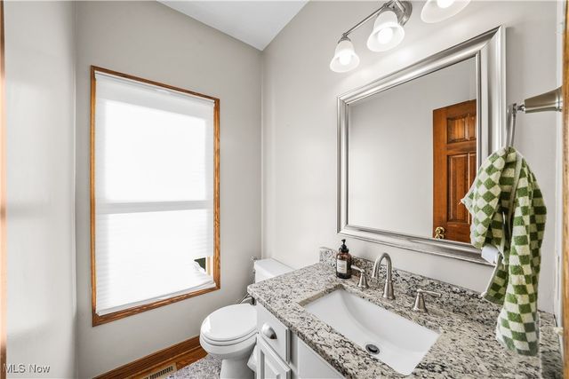 254 Bridgewater Circle, Hudson, OH 44236