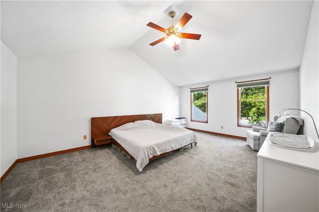 254 Bridgewater Circle, Hudson, OH 44236