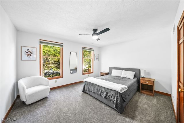 254 Bridgewater Circle, Hudson, OH 44236