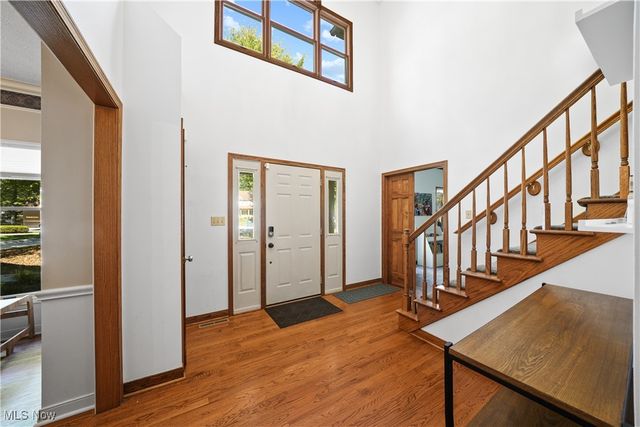 254 Bridgewater Circle, Hudson, OH 44236