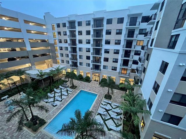 18412 Homestead Ave 124, Miami, FL 33157