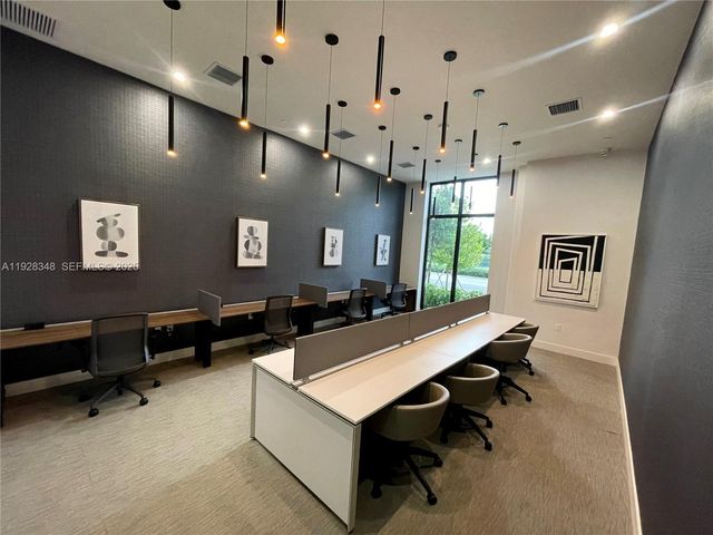 18412 Homestead Ave 124, Miami, FL 33157