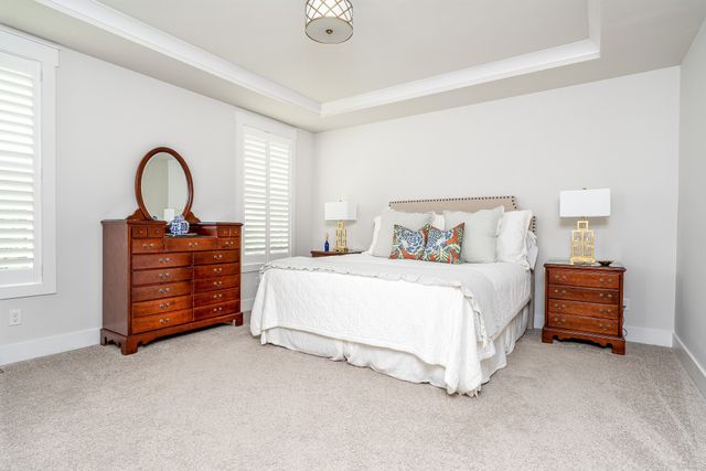 2744 Morrow Ln, Columbia, TN 38401