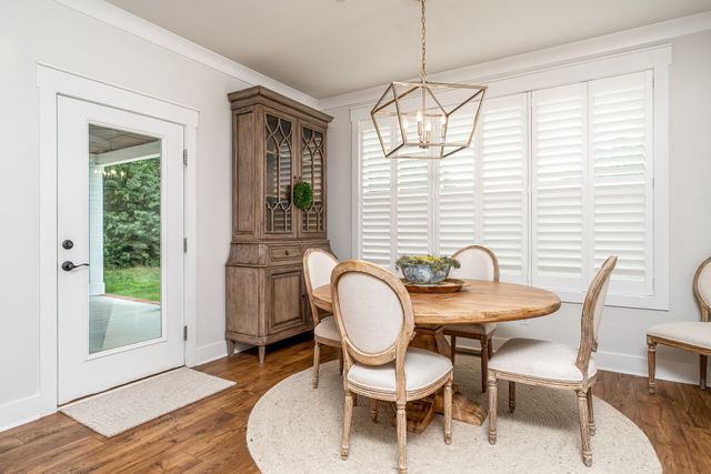 2744 Morrow Ln, Columbia, TN 38401