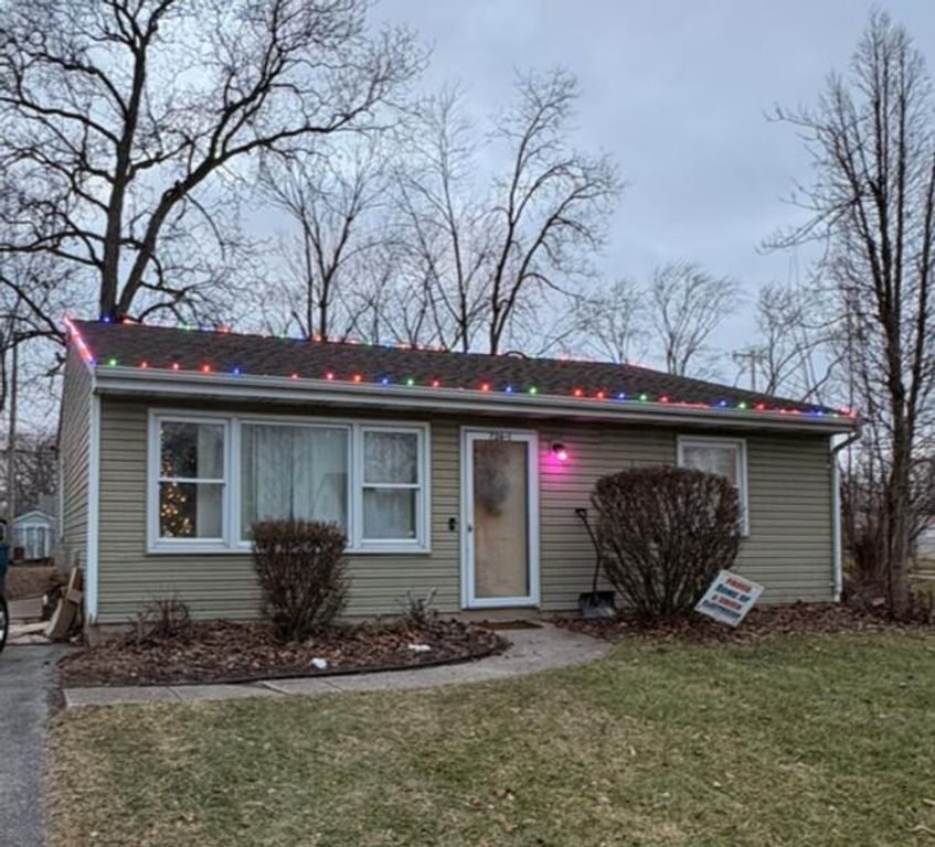 726-1 Imperial Road, Valparaiso, IN 46385