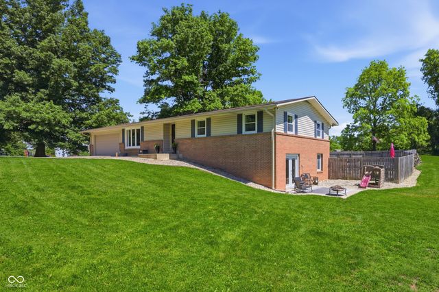 29387 N Duck Creek Avenue, Atlanta, IN 46031