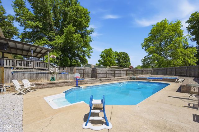 29387 N Duck Creek Avenue, Atlanta, IN 46031