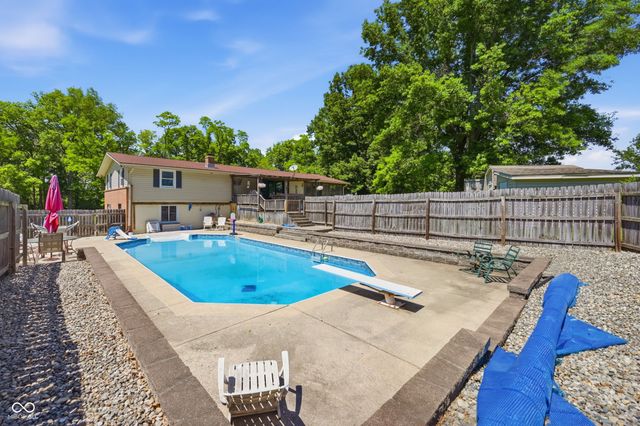 29387 N Duck Creek Avenue, Atlanta, IN 46031