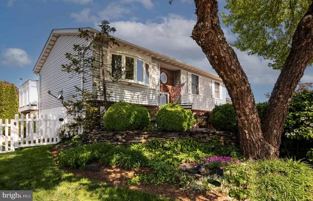 908 HORIZON RD, Mount Airy, MD 21771