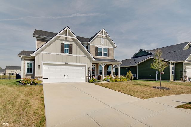 64 Sterling Place, New Whiteland, IN 46184