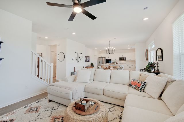 64 Sterling Place, New Whiteland, IN 46184