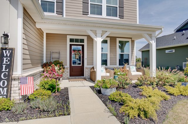 64 Sterling Place, New Whiteland, IN 46184