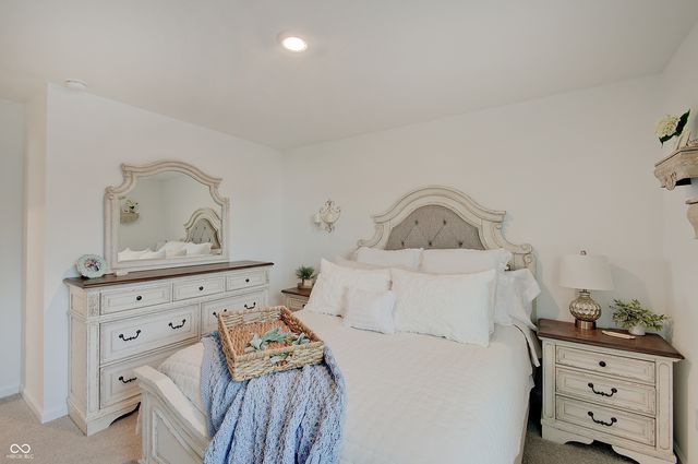 64 Sterling Place, New Whiteland, IN 46184