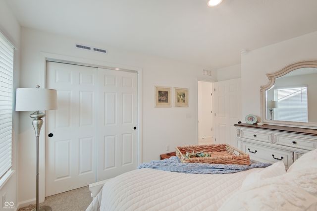 64 Sterling Place, New Whiteland, IN 46184