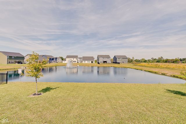 64 Sterling Place, New Whiteland, IN 46184