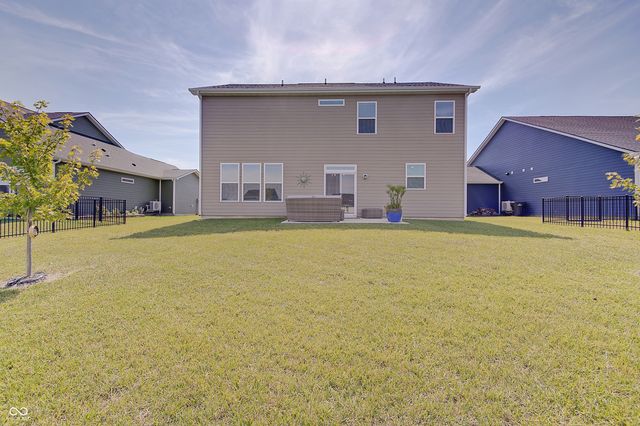 64 Sterling Place, New Whiteland, IN 46184