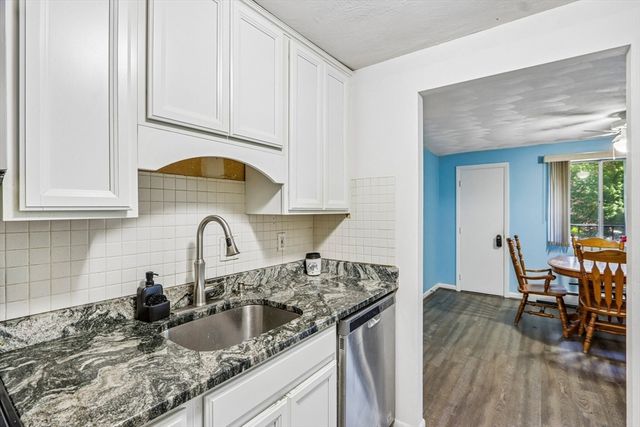 64 Main St 21B, Stoneham, MA 02180